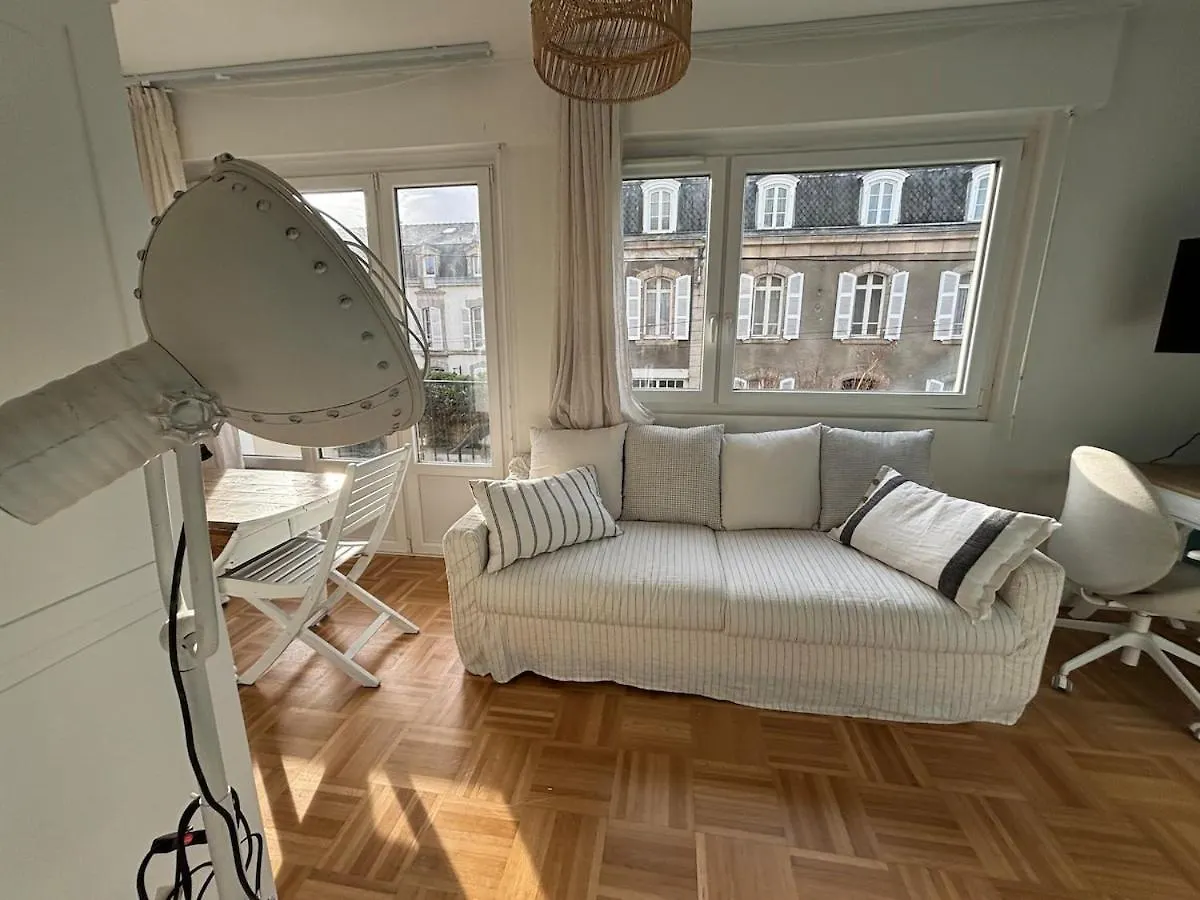 アパート Ak -Studio Cosy 5 Min From Centre De ヴァンヌ